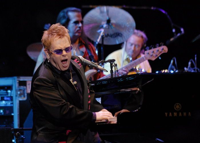 Elton-John-1356186727