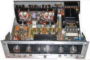 Marantz 1070 inside