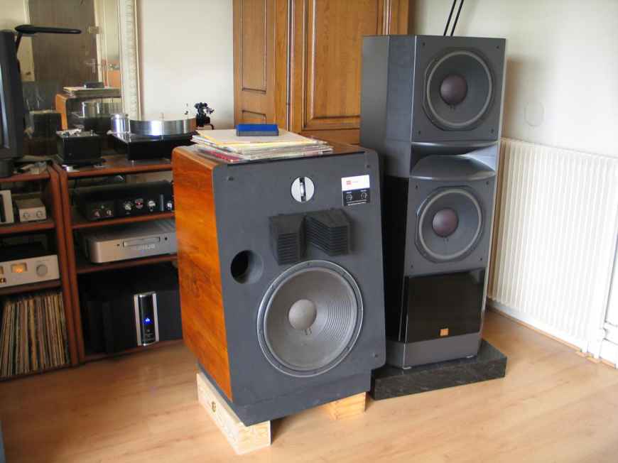 JBL L 300 Summit System 4