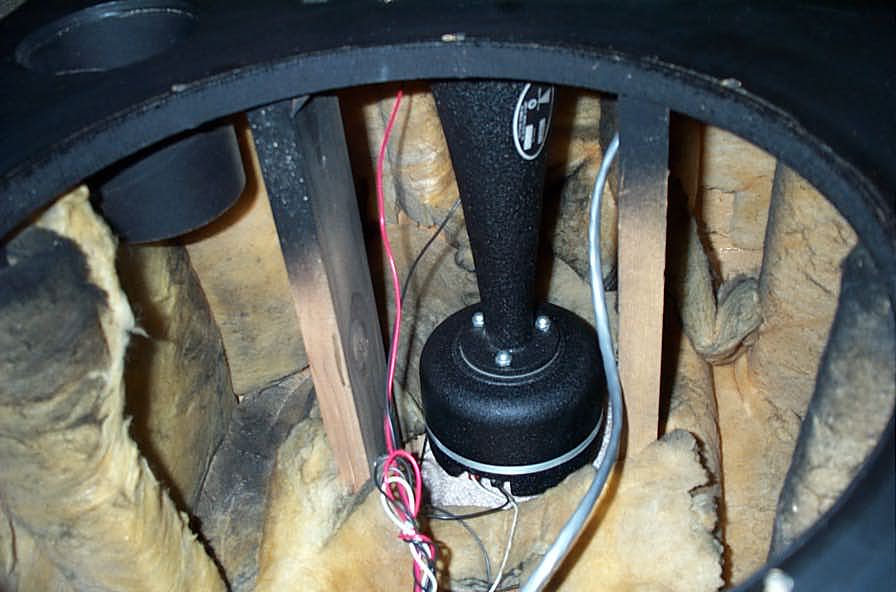 JBL L 300 Summit  inside