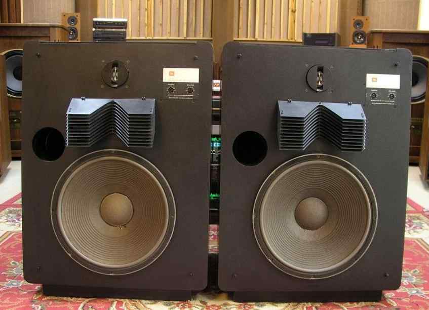 Vintage HiFi Club JBL 300 Summit - Vintage HiFi Club