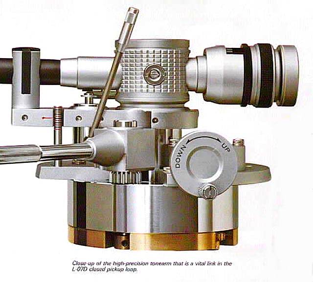 Kenwood L-07D tonearm